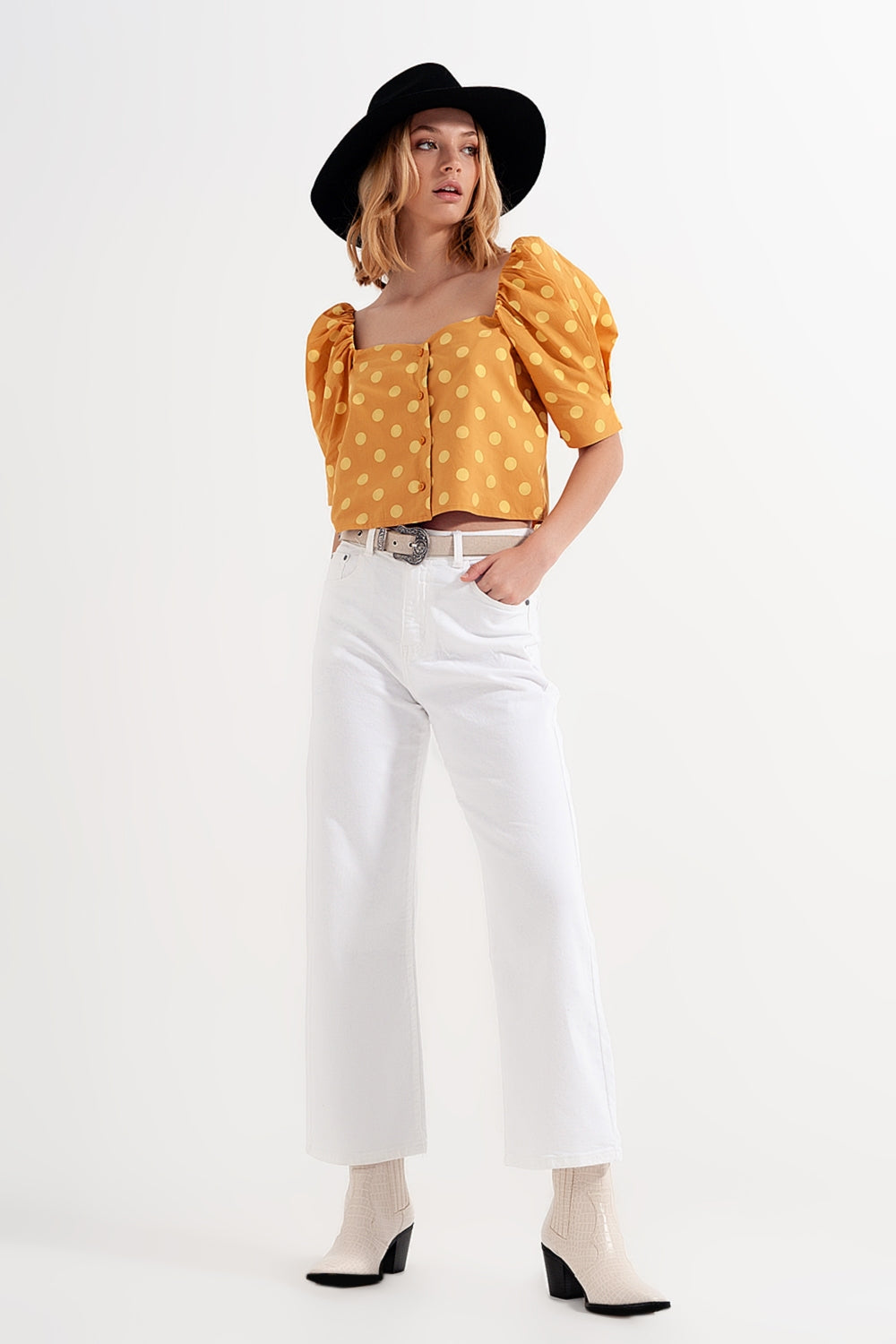 Polka dot top com mangas bufantes e decote quadrado amerelo