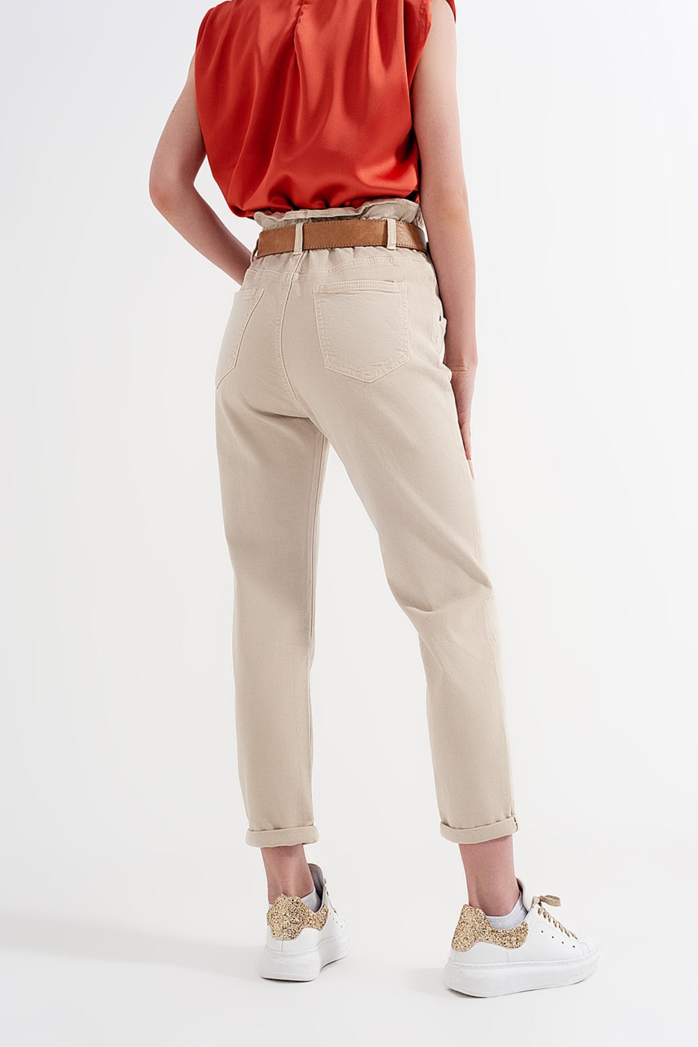 Calças de ganga Mom com cintura elástica em beige
