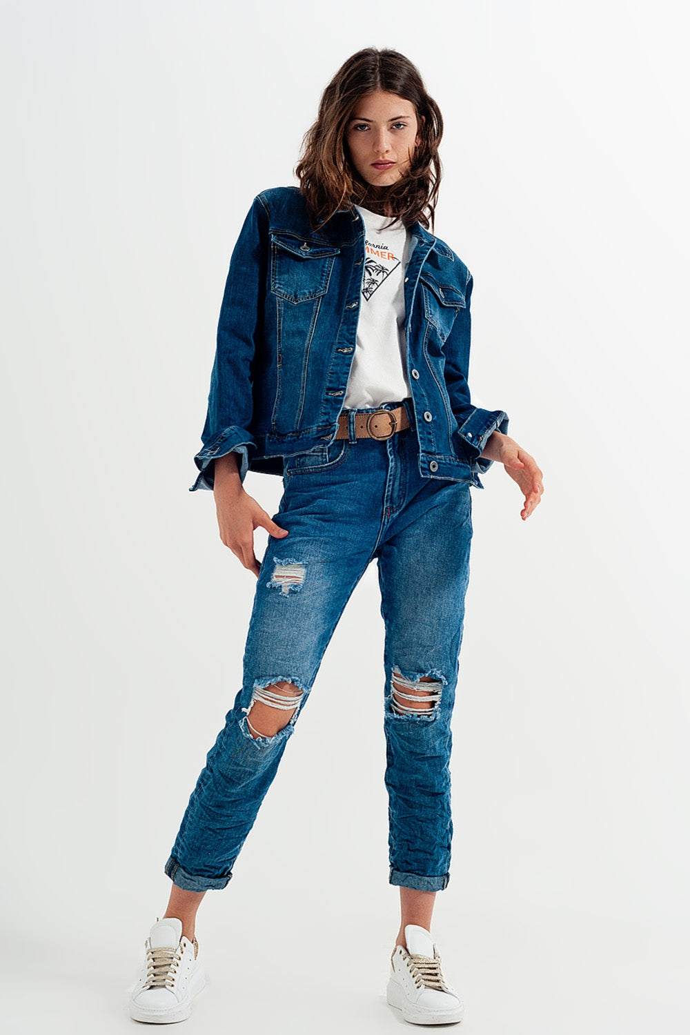 Jaqueta jeans azul escura curta