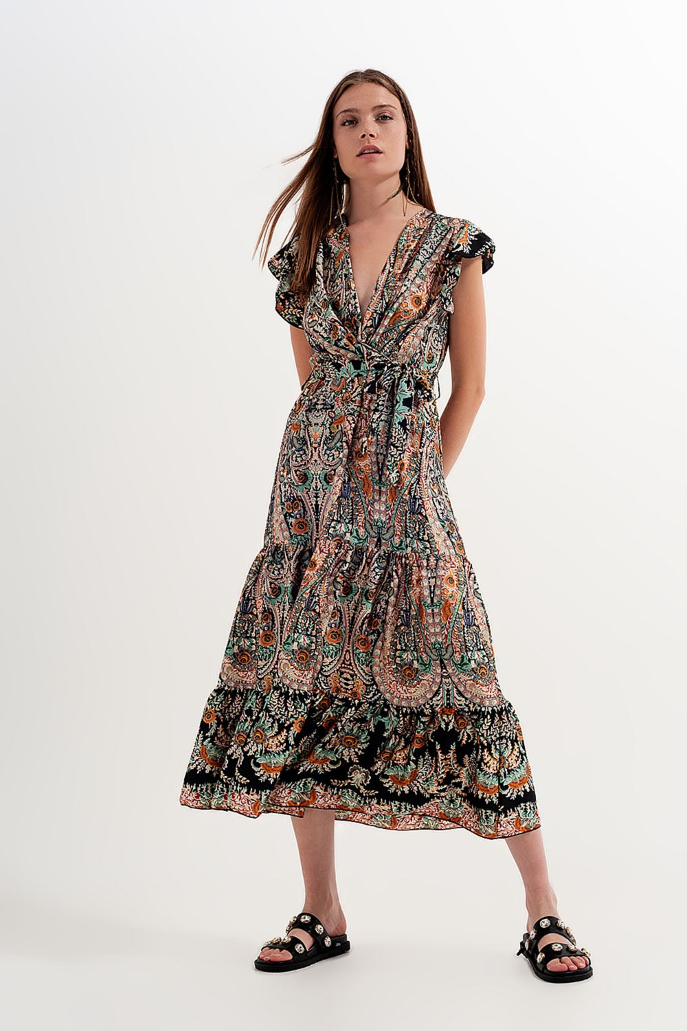 Vestido comprido com saia em camadas e estampado de caxemira