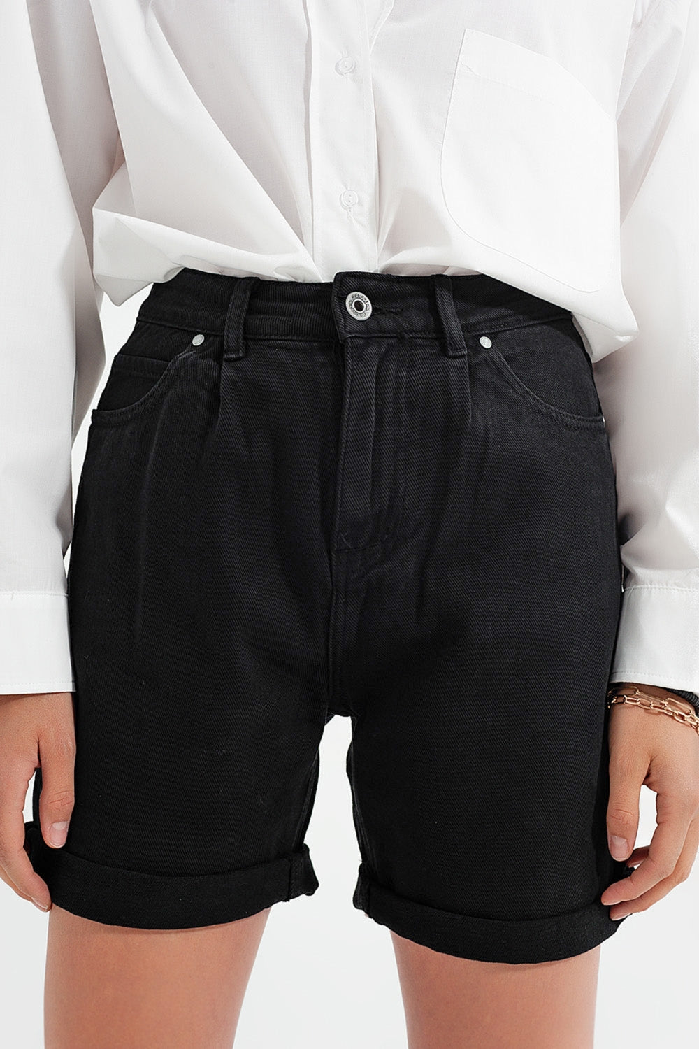 Calções de ganga estilo mom style em preto