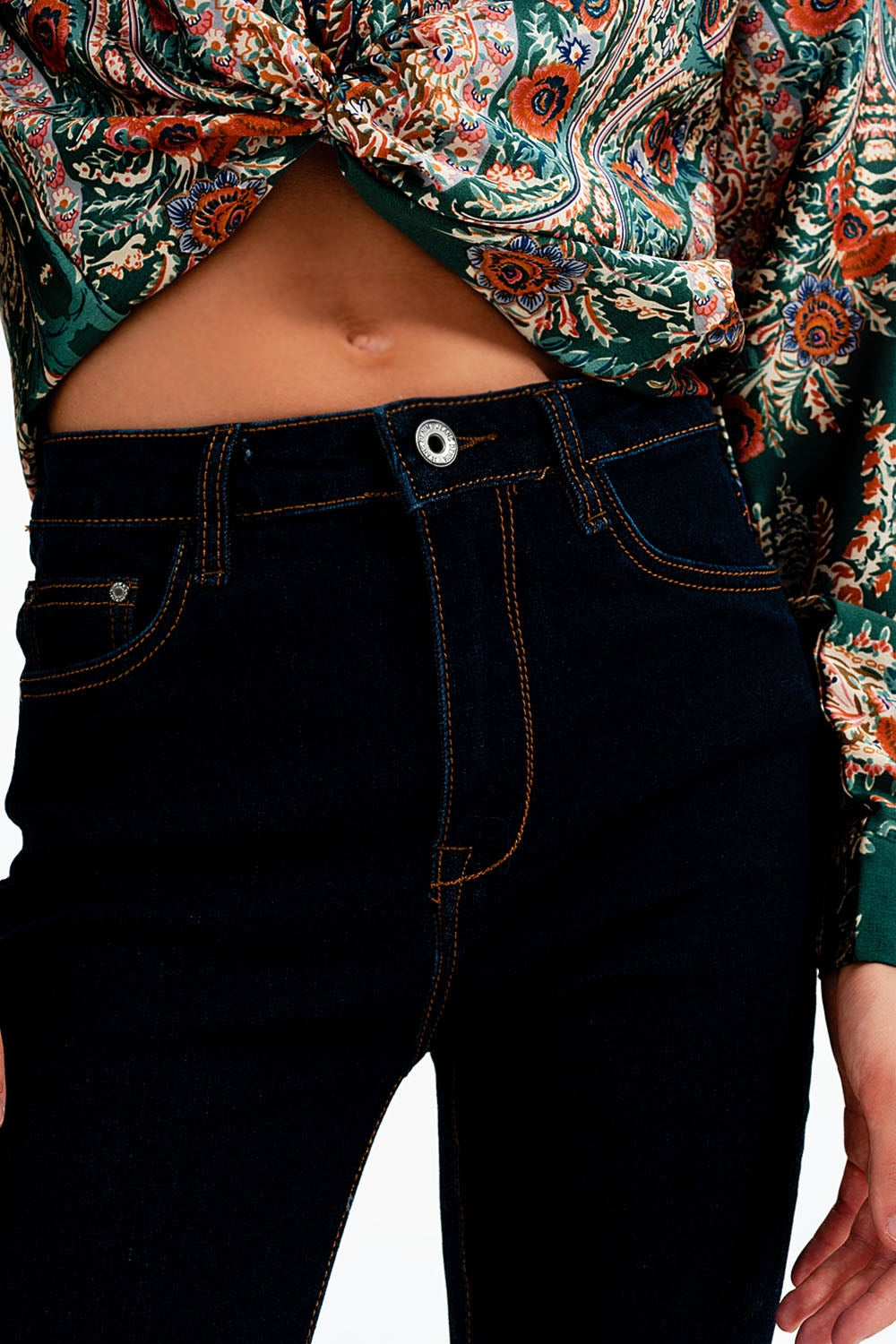 Calças de ganga super skinny lavadas a azul escuro