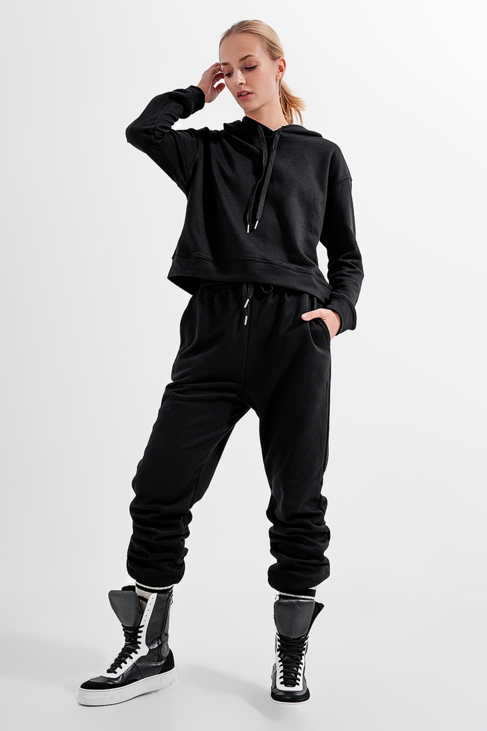 Joggers básicos de cordão de algodão preto