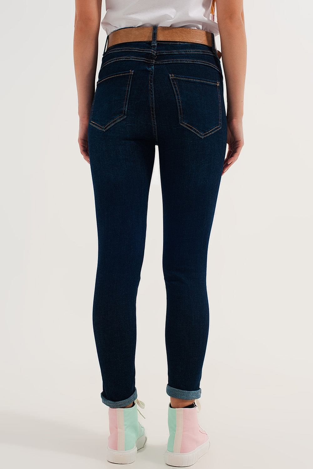 Calças de ganga skinny meia azuladas
