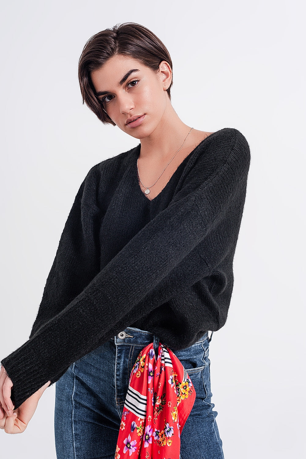 Camisola preta fofo de asas de morcego