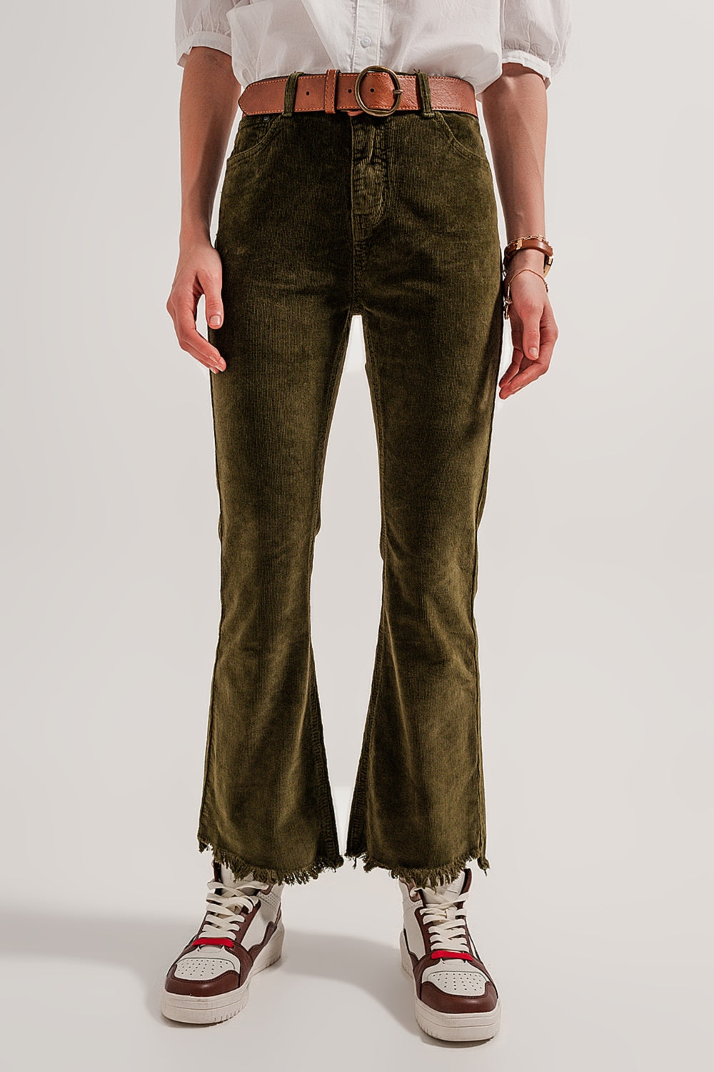 Calça flare de veludo cotelê verde