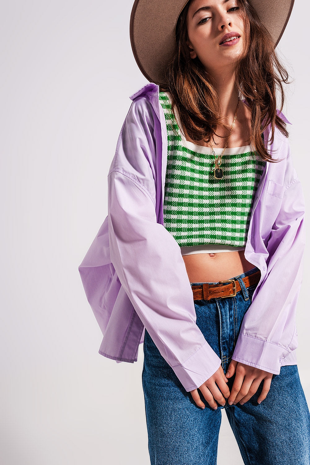 Camisa poplin lilás com um corte largo