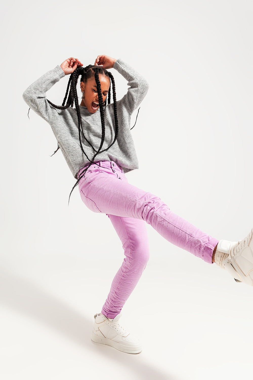 Calças de ganga skinny rosa com fecho de botão exposto