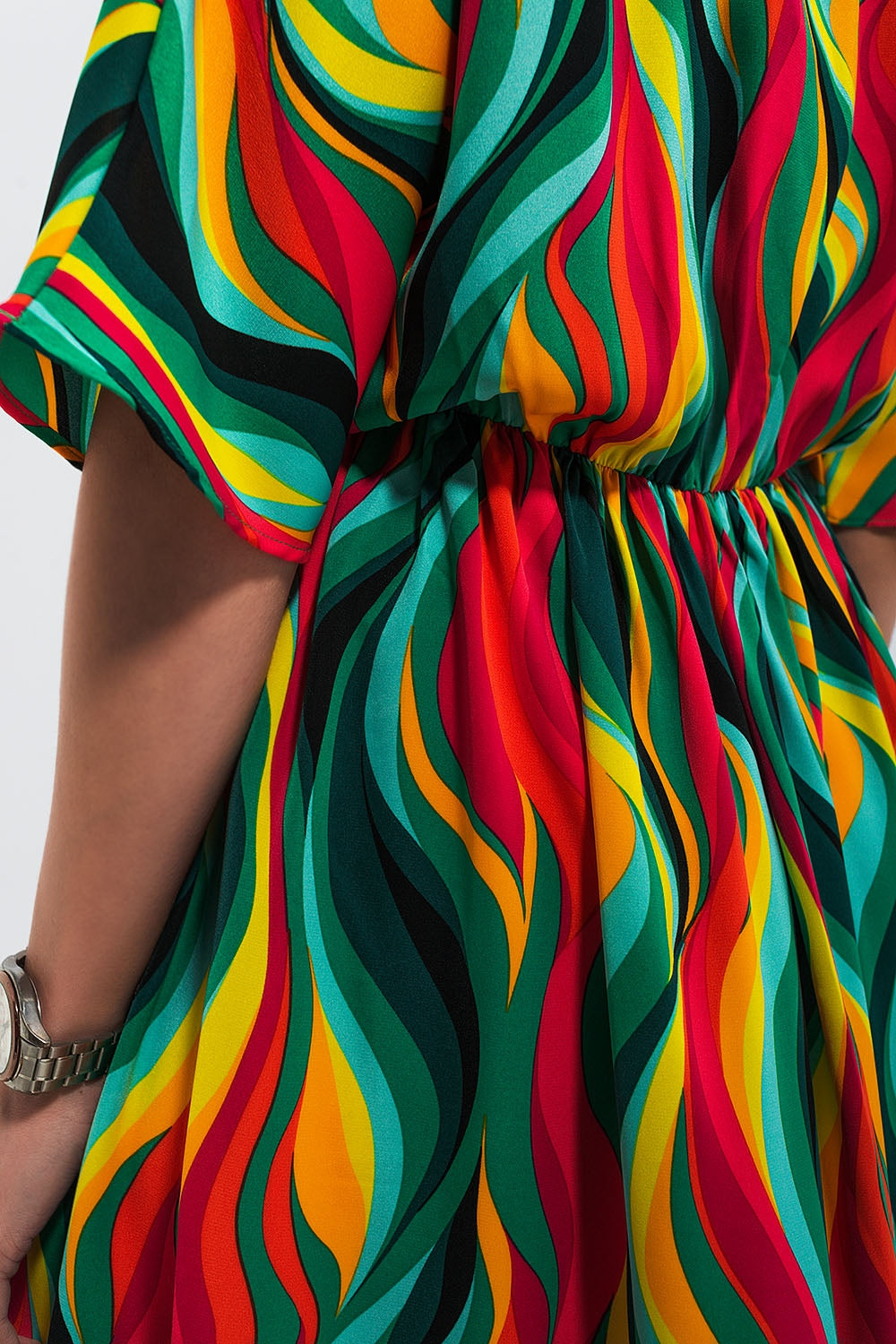 Vestido de camisa com estampa de redemoinho abstracta em verde