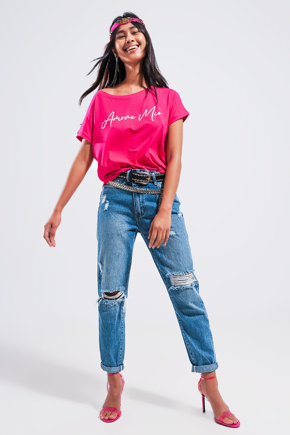 T shirt de cor fuchsia com texto Amore Mio