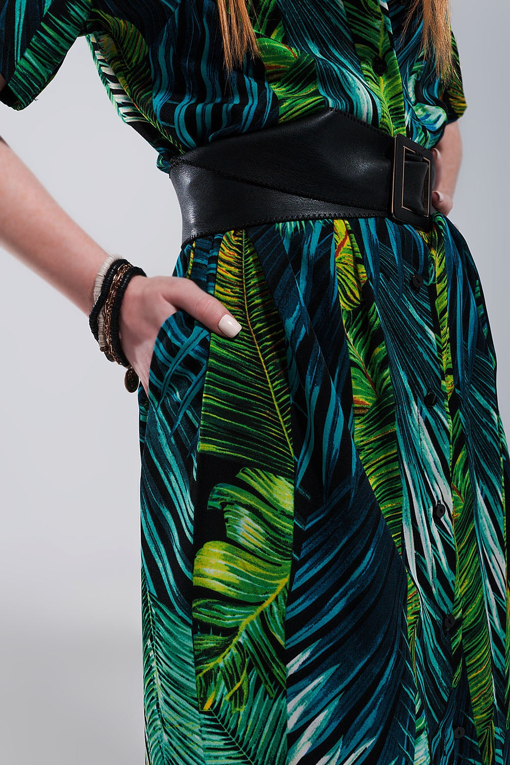 Vestido de camisa maxi estampada tropical