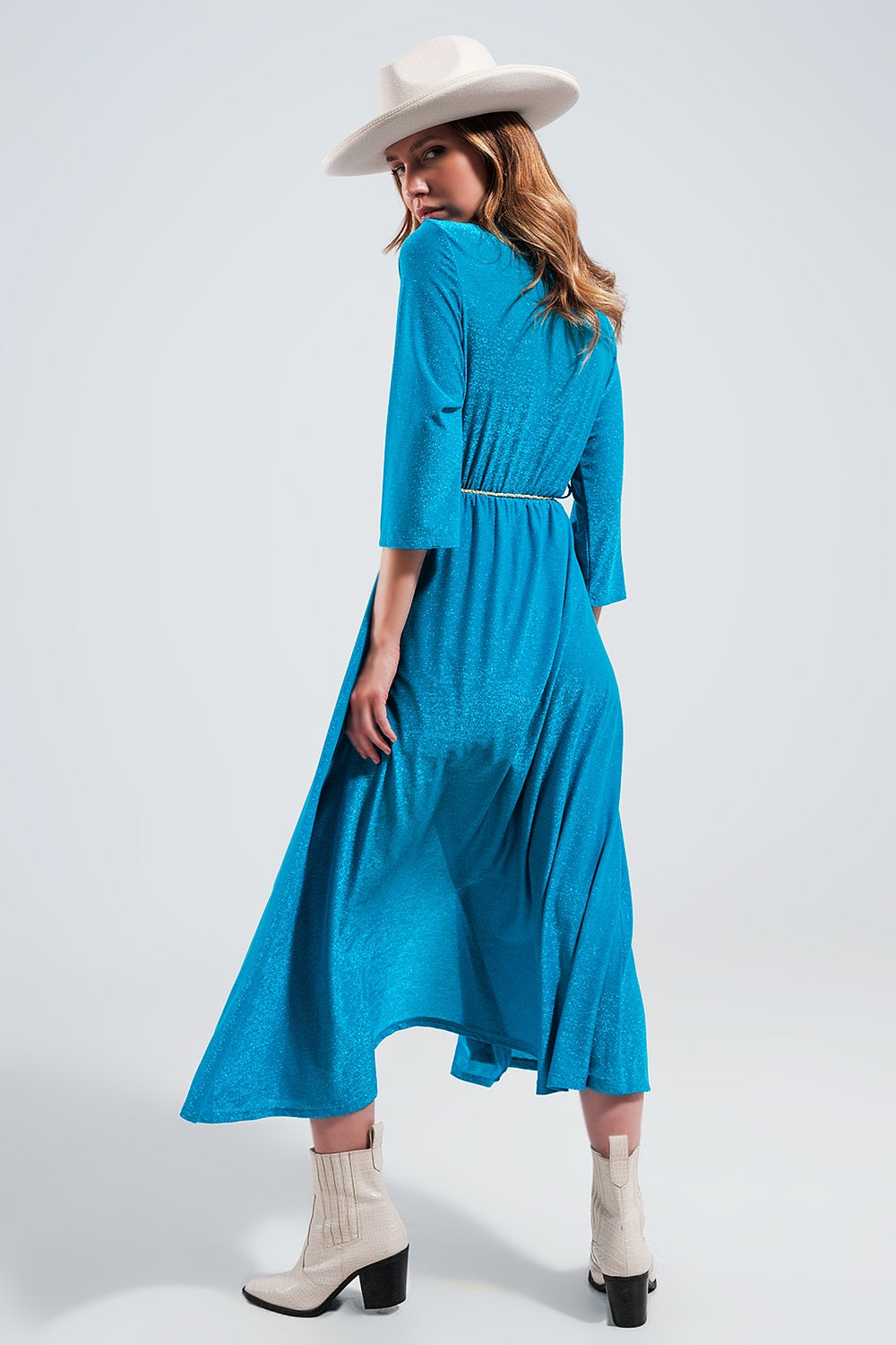 Vestido maxi azul brilhante