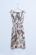 Vestido curto de estio com estampa paisley