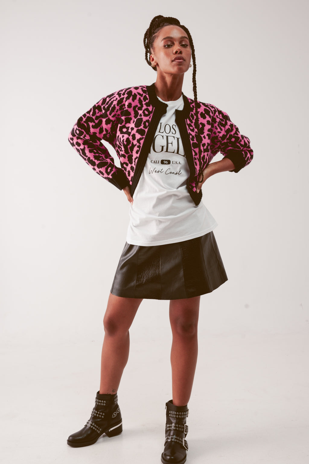 Cardigan em fuchsia com padrão de animal
