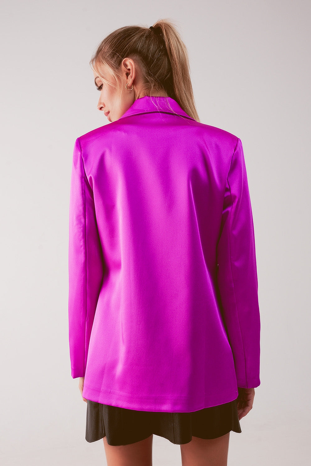 Blazer de fato de cetim com duplo peito em fuchsia