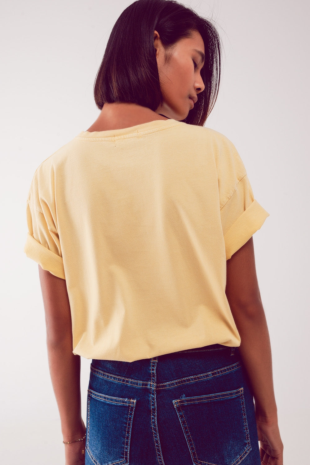 T shirt com impressão gráfica Vintage Queens amarela