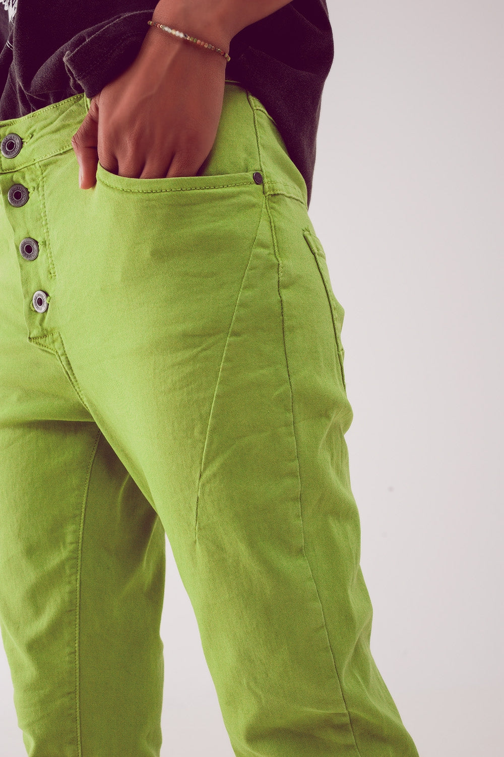 Calças de ganga skinny verde com fecho de botão exposto