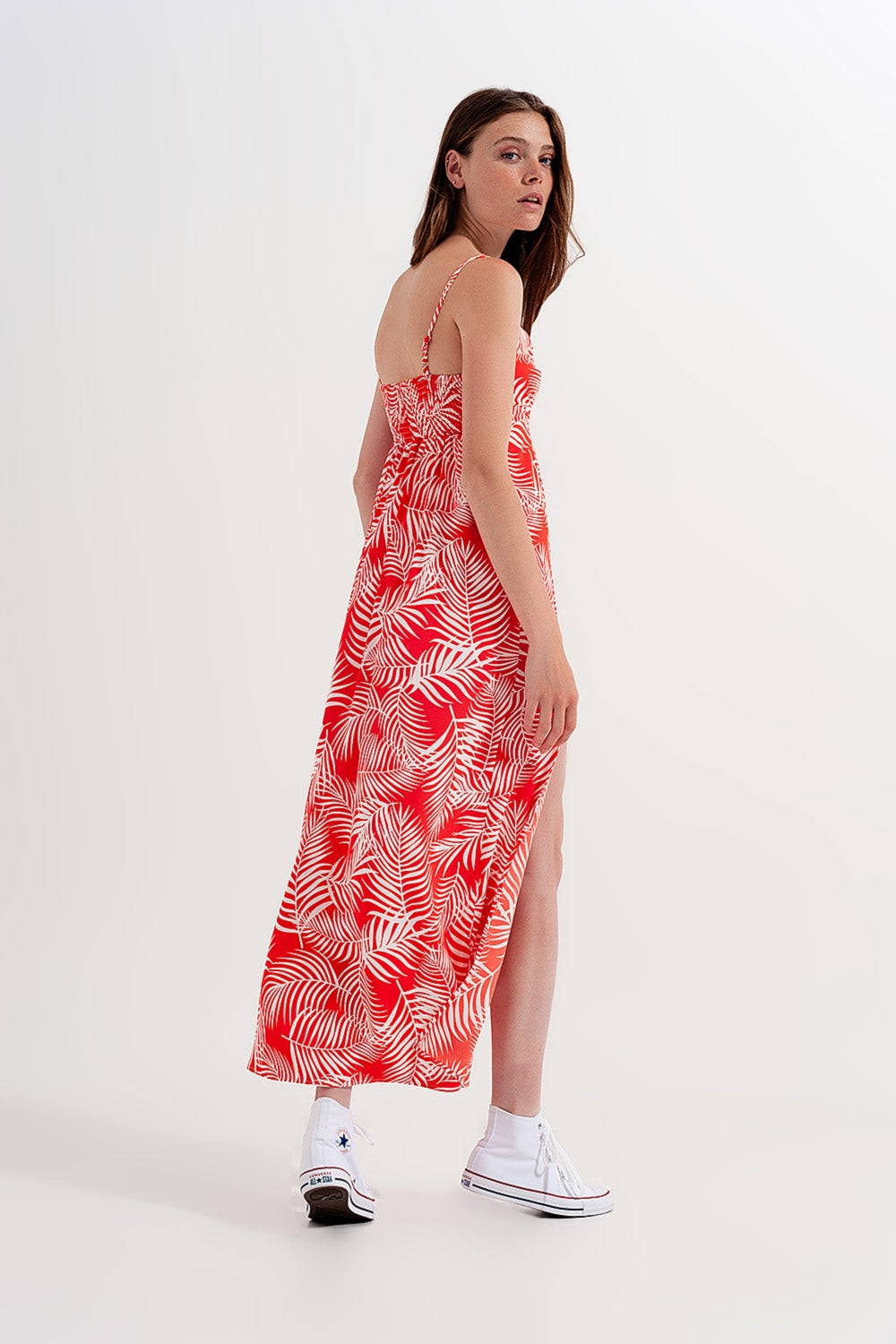 Vestido Maxi vermelho com estampado de folhas