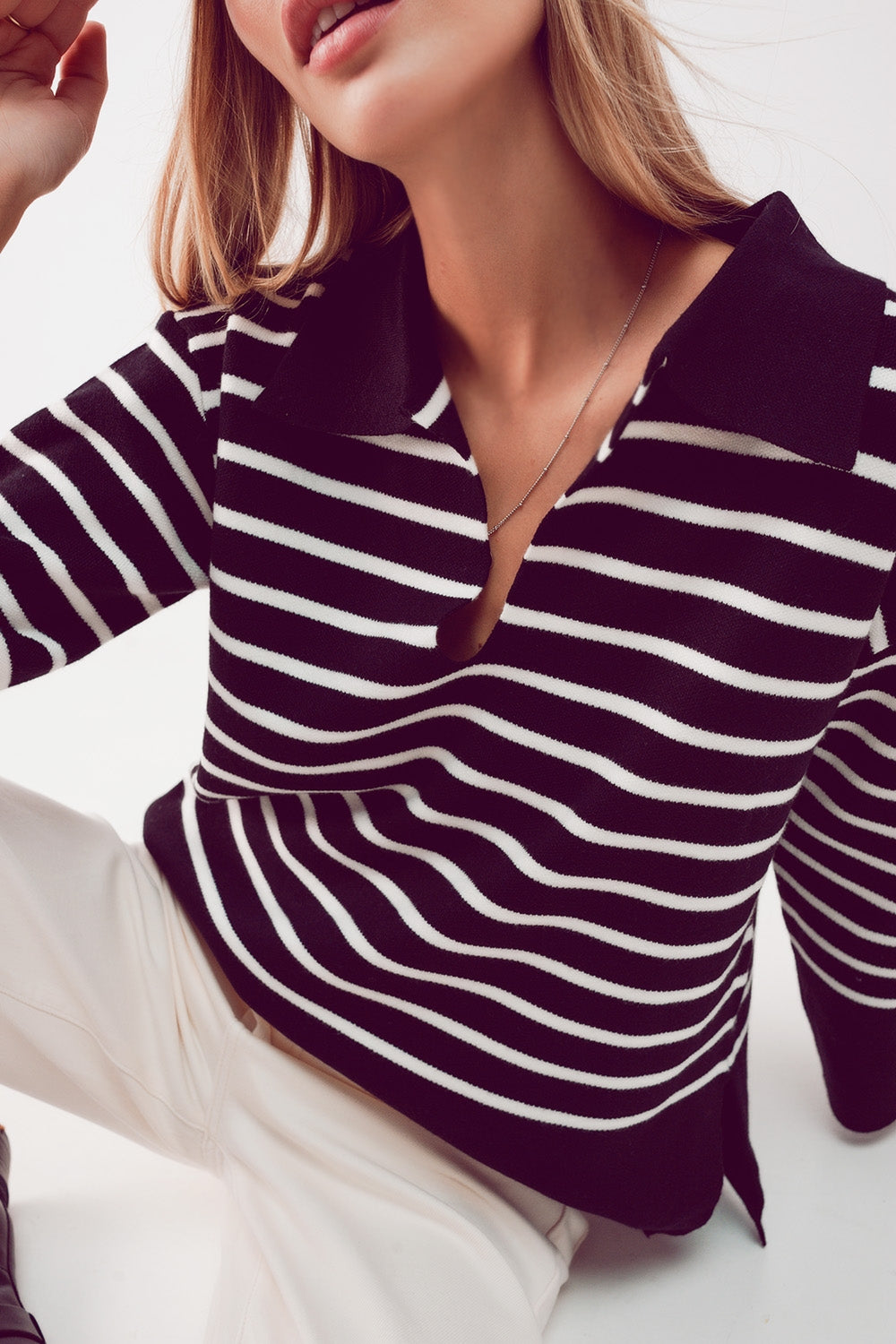 Camisola de pescoço polo listrado preto
