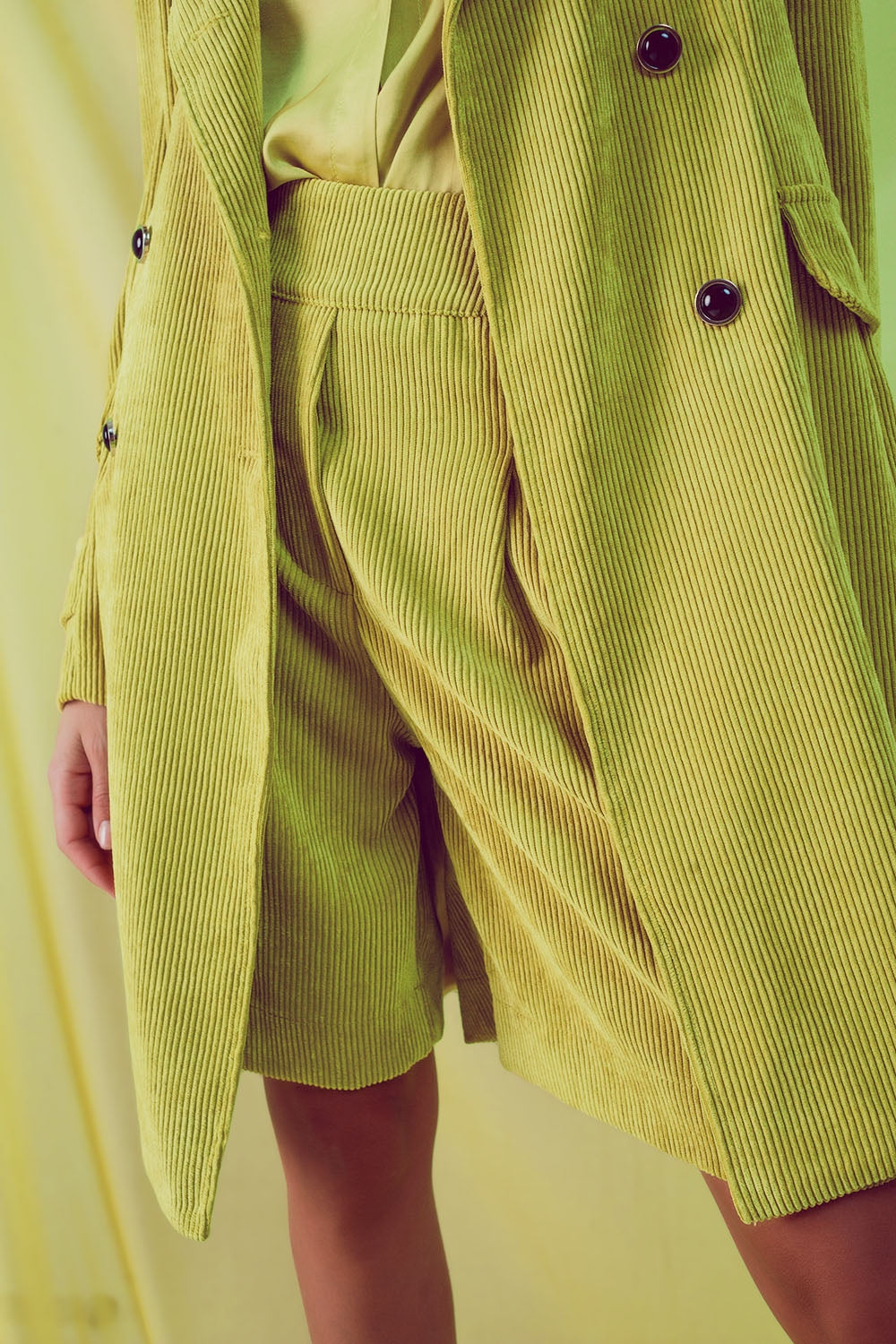 Blazer longa com botões vintage em cordão lima