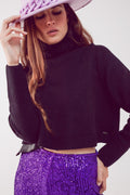 Camisola de pescoço alto cropped em preto