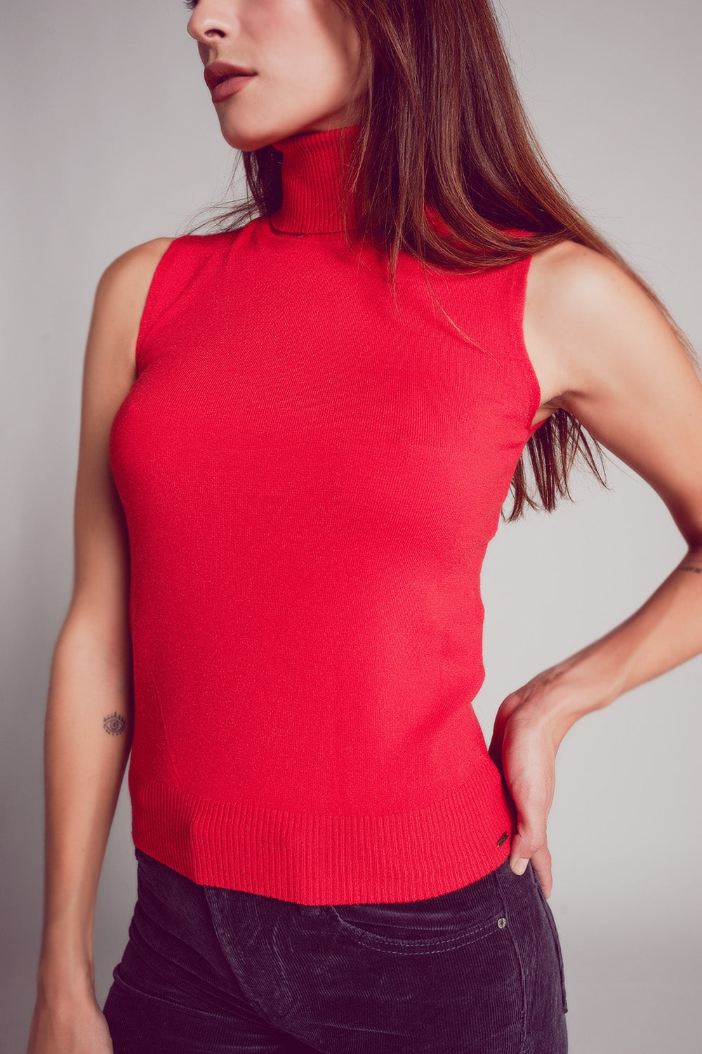 Camisola de malha sem mangas em vermelho