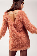 Mini vestido de manga três quartos de plumas em rosa