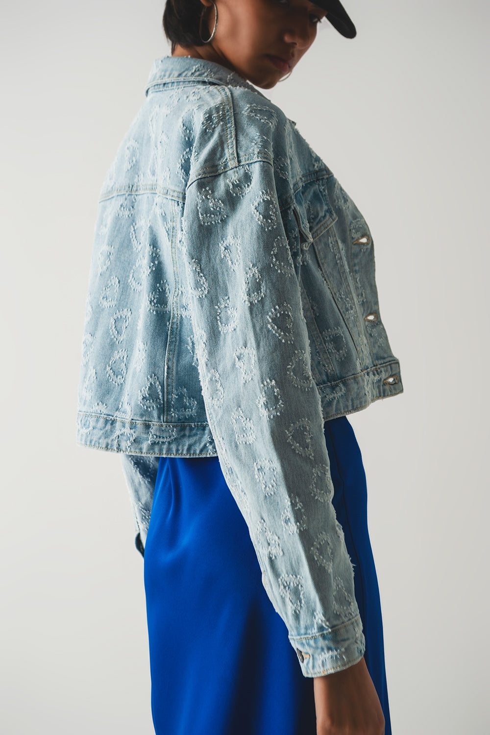Jaqueta jeans superdimensionada com lavagem clara