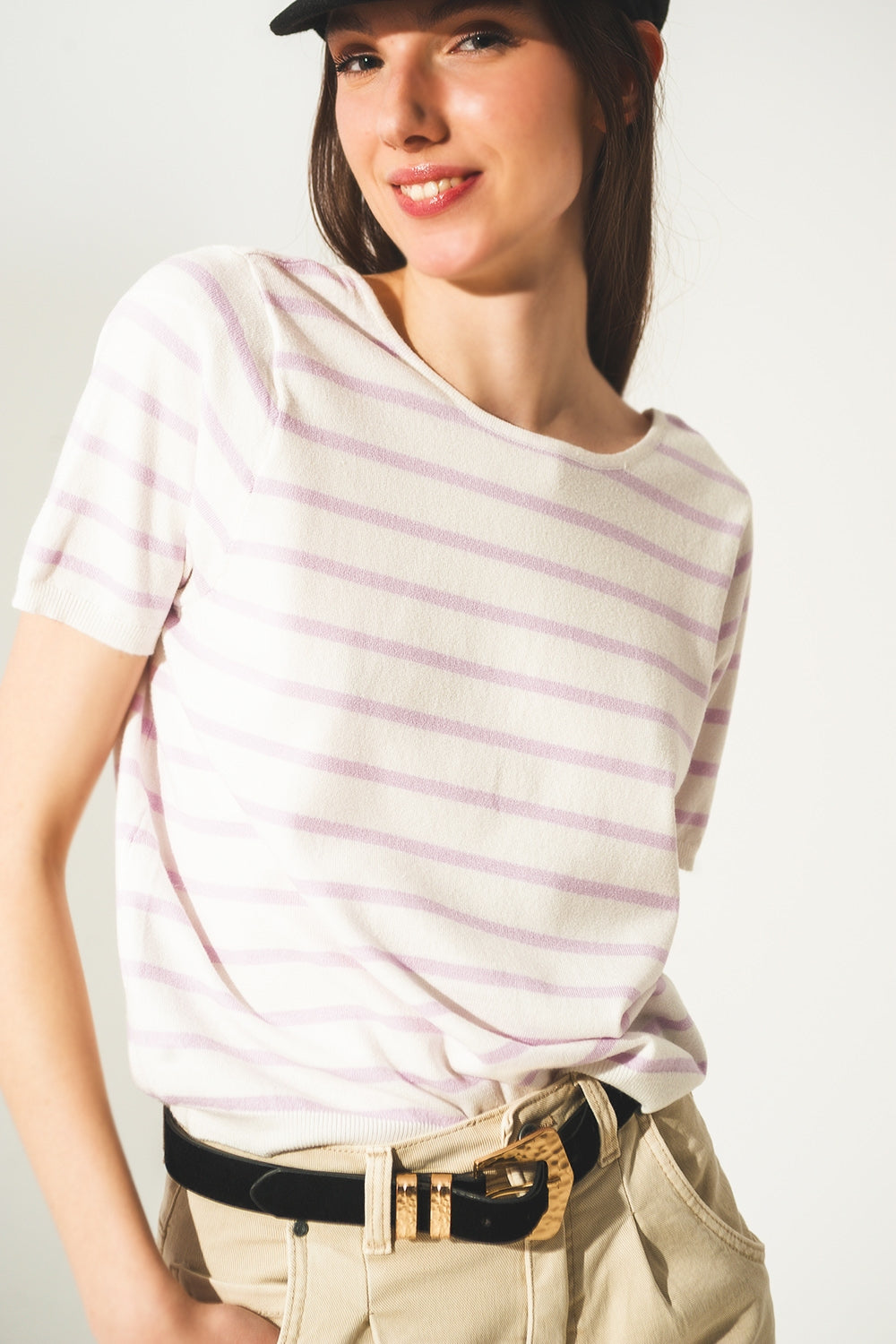 Camisola listrada com costas abertas e lacagem lilas