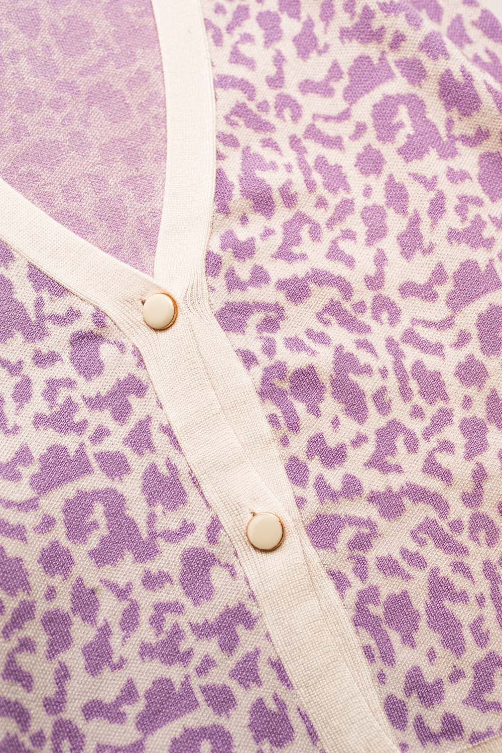 Casaco leve em impressão animal lilas