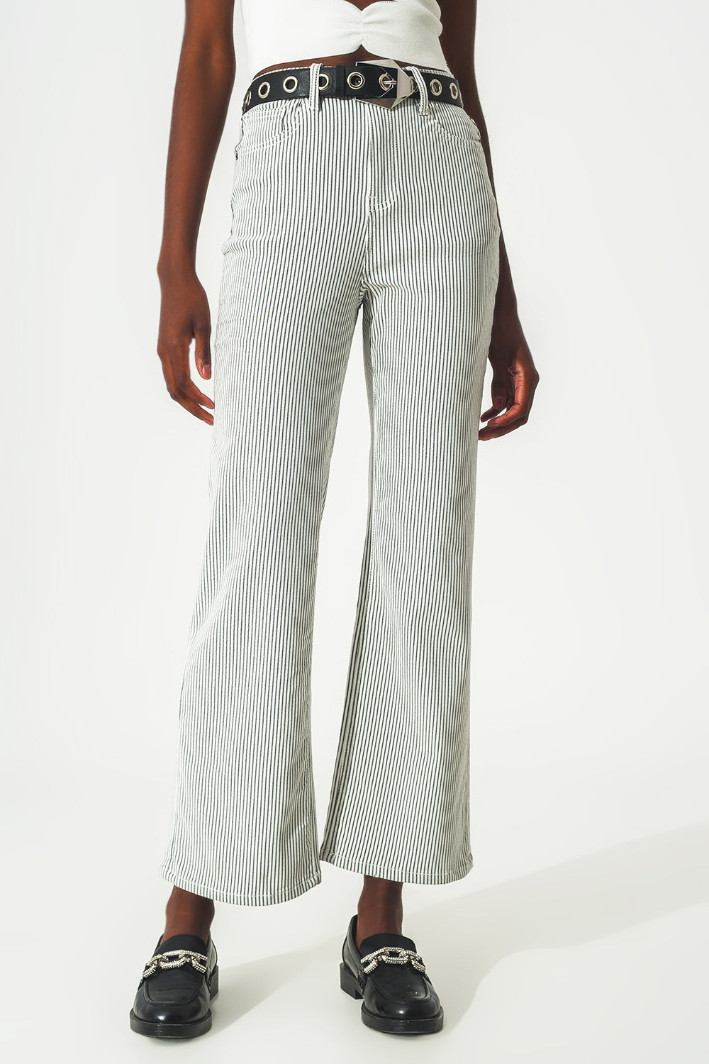 Calça flare listrada cinza