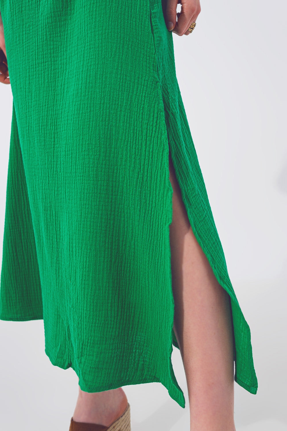Vestido longo em V Texturizado Verde