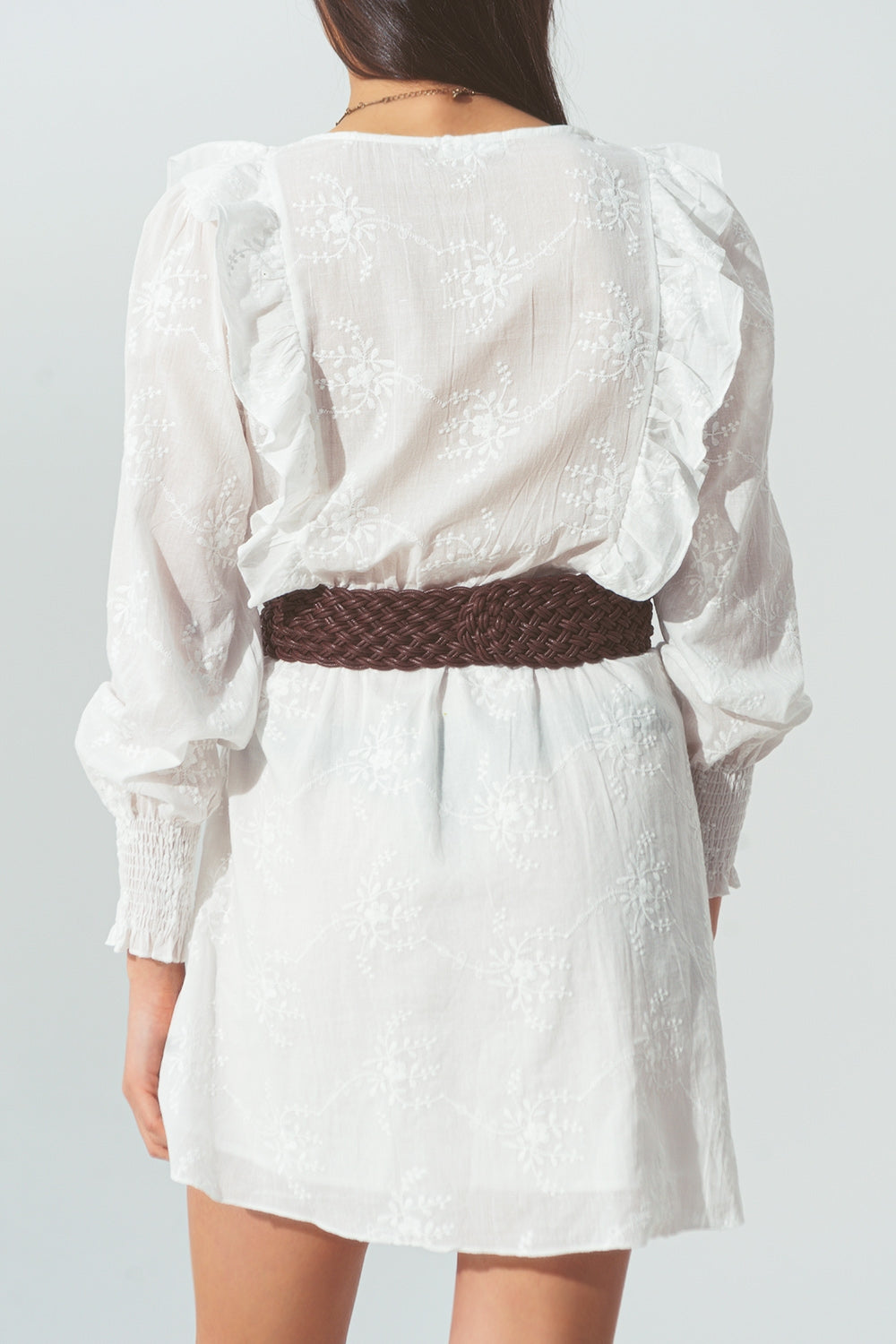 Mini Vestido de Rufo Floral em Branco