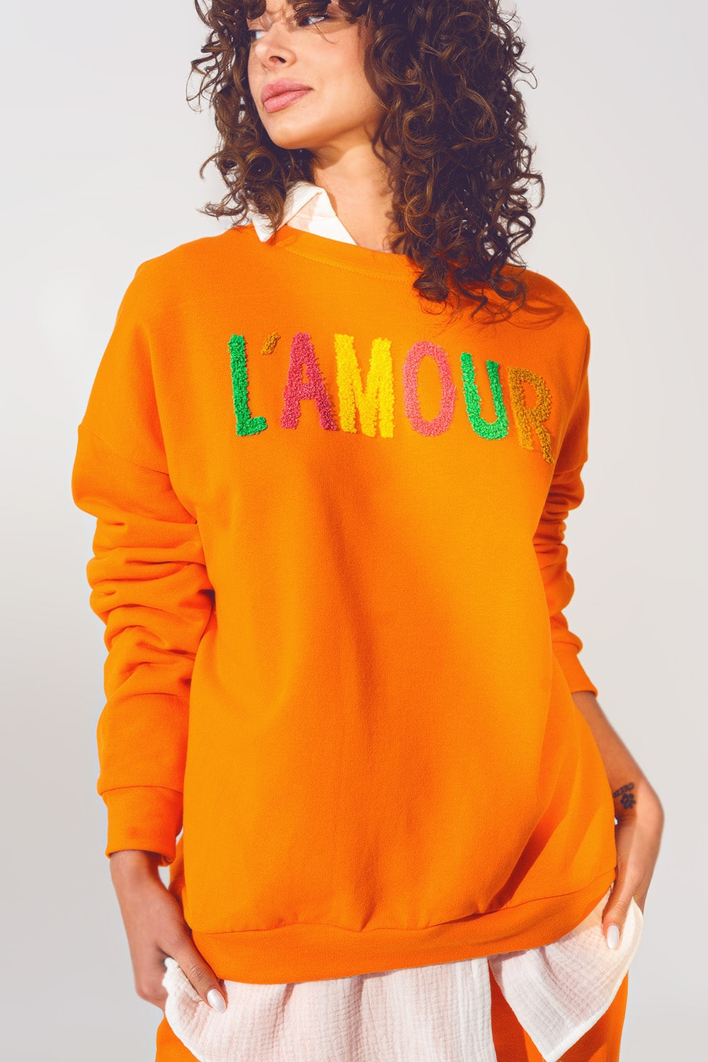 Camisola L'amour Text Sweater em Laranja