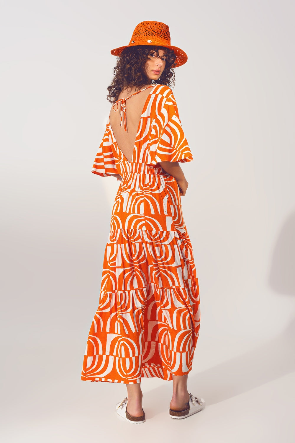 V Vestido Midi de Pescoço V com Impressão em Laranja
