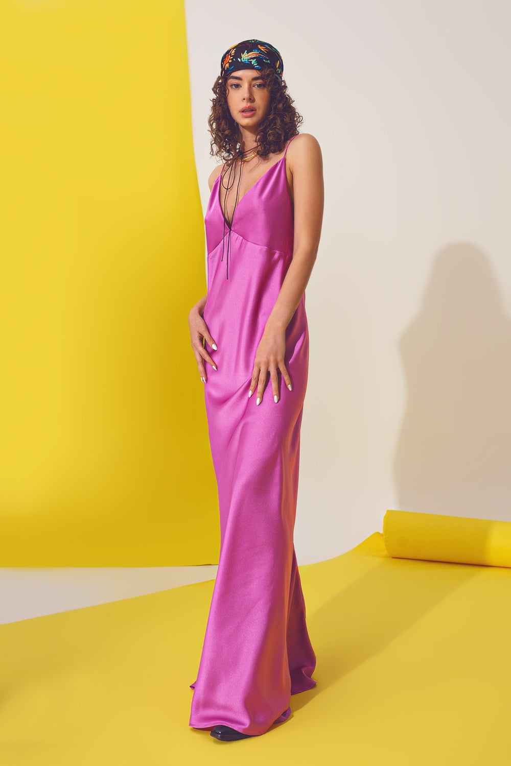 Vestido de Cetim Maxi com Alças de Esparguete em Fuchsia