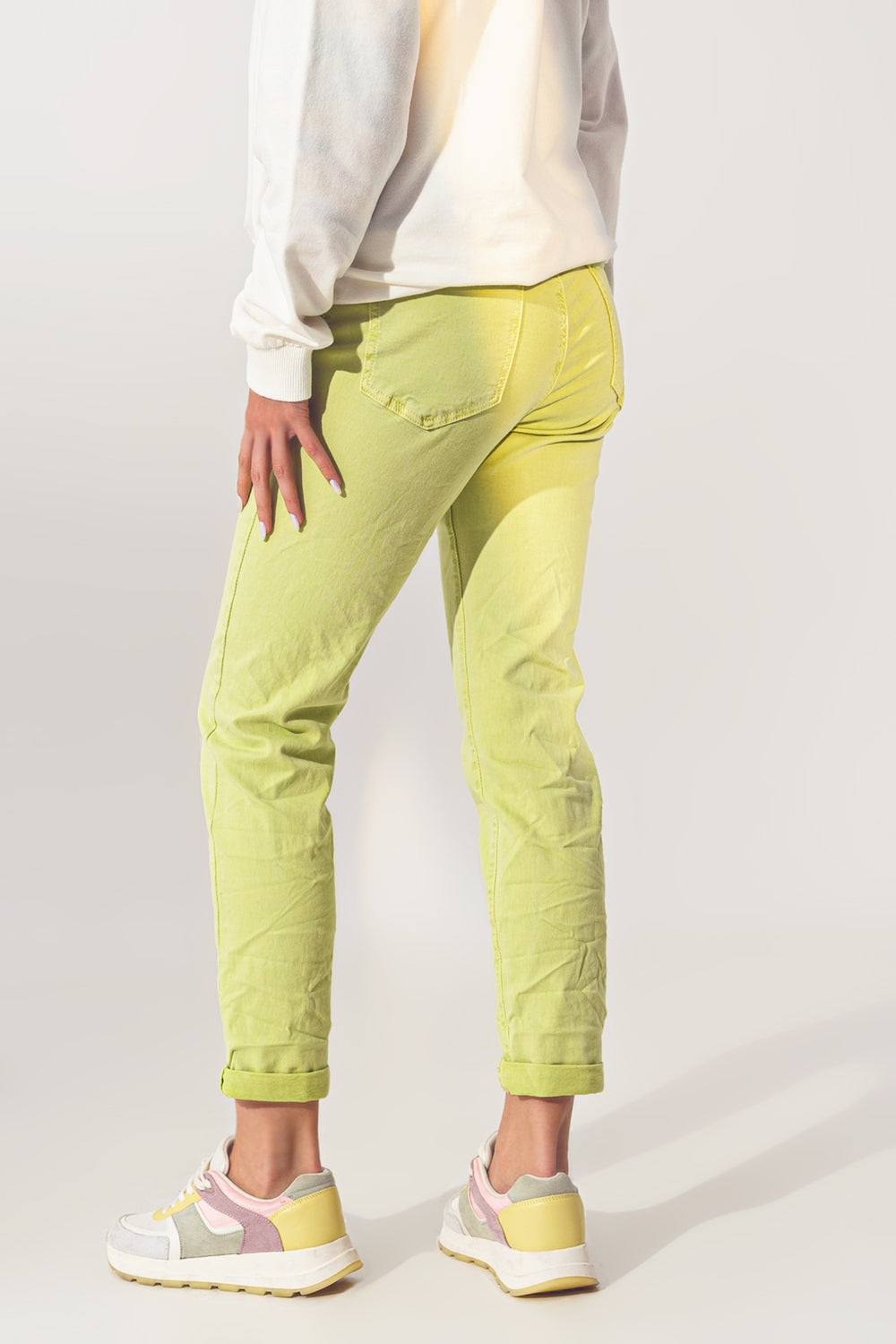 Calça Jeans Skinny Amassada verde lima