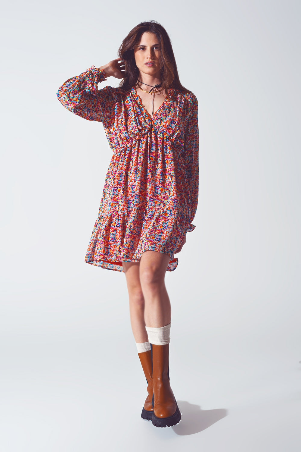 Mini Vestido Floral em V Pescoço em Multicor