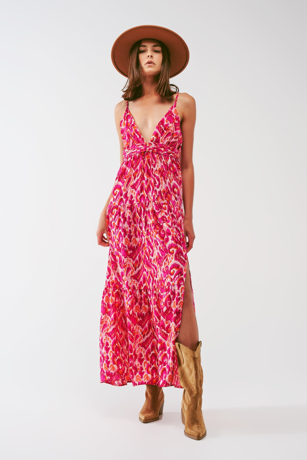 Vestido longo estampado floral com decote em V em rosa