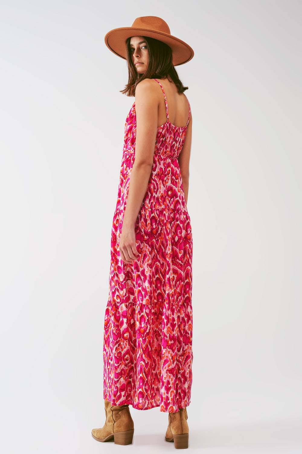 Vestido longo estampado floral com decote em V em rosa