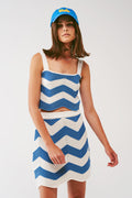 Top de malha Bandeau em branco e azul