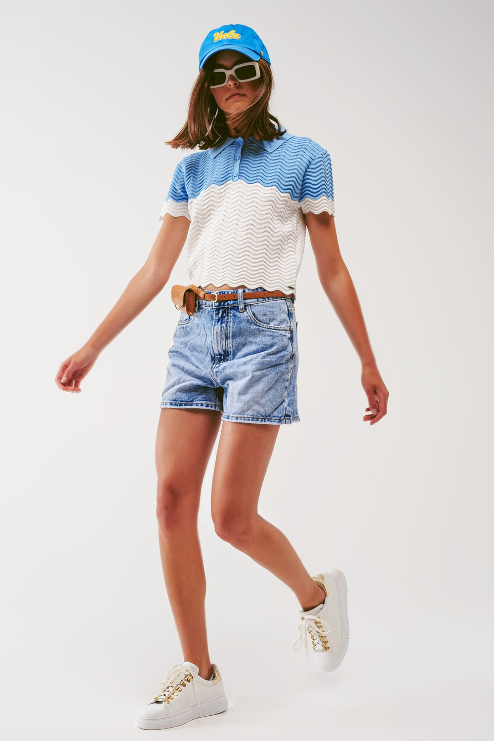 Shorts de ganga em lavagem azul claro