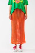 Saia maxi em crochê transparente na cor laranja