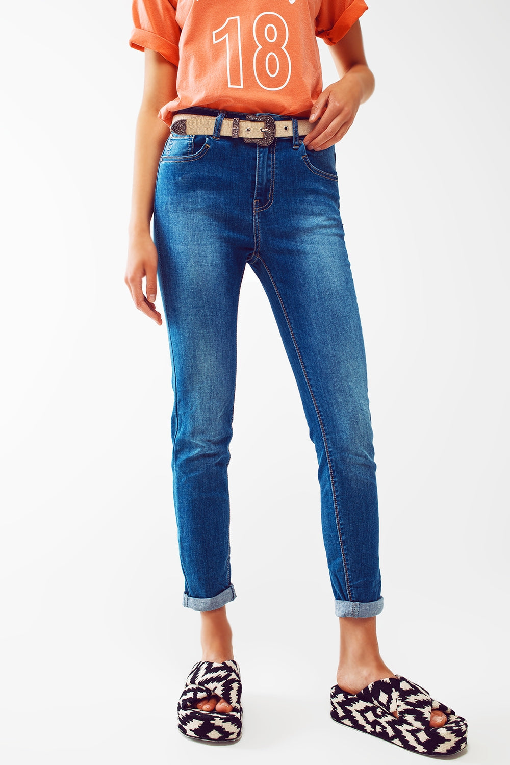 Calça de ganga skinny de lavagem média