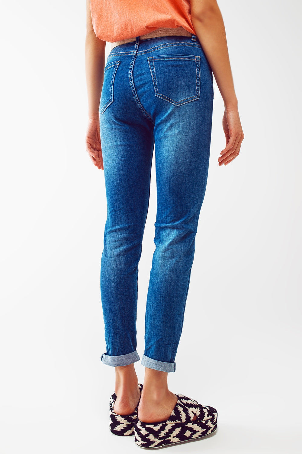 Calça de ganga skinny de lavagem média