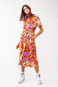 Vestido midi estampado floral em multicores