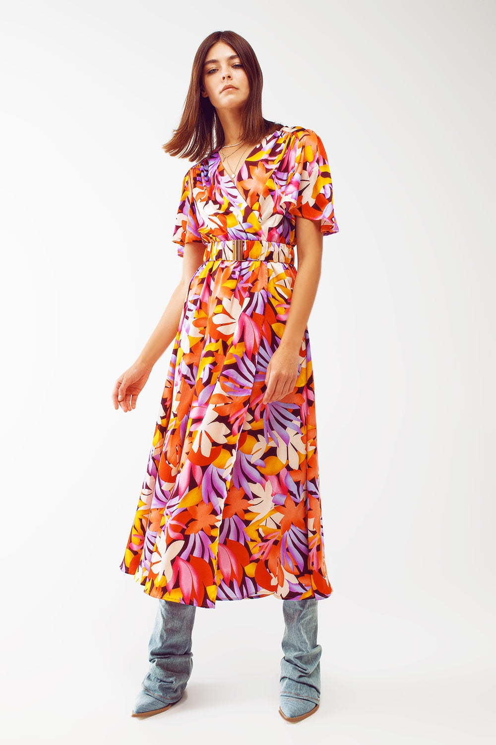 Vestido longo plissado com decote em V multicolorido
