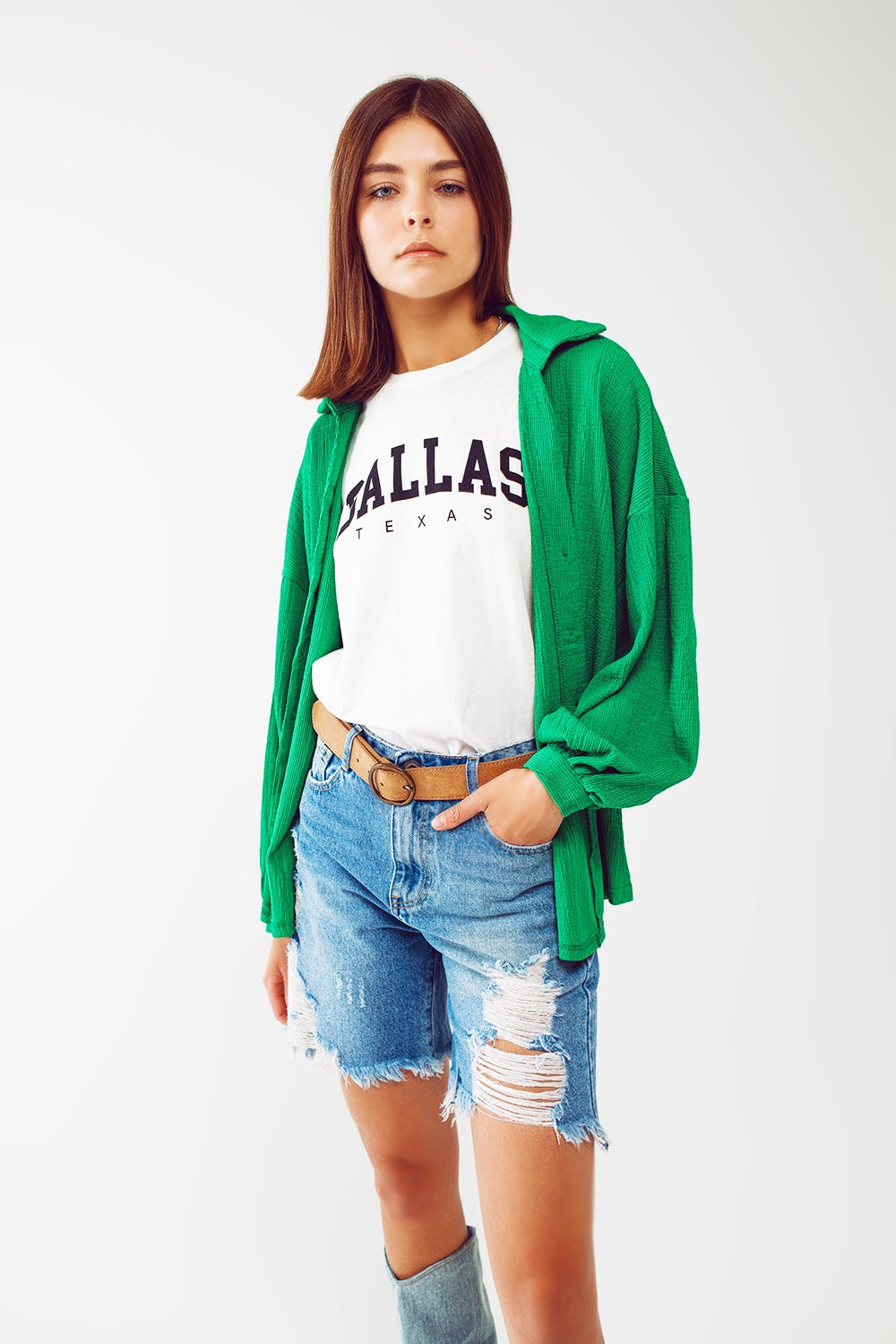 Camisa com textura e mangas bufantes em verde