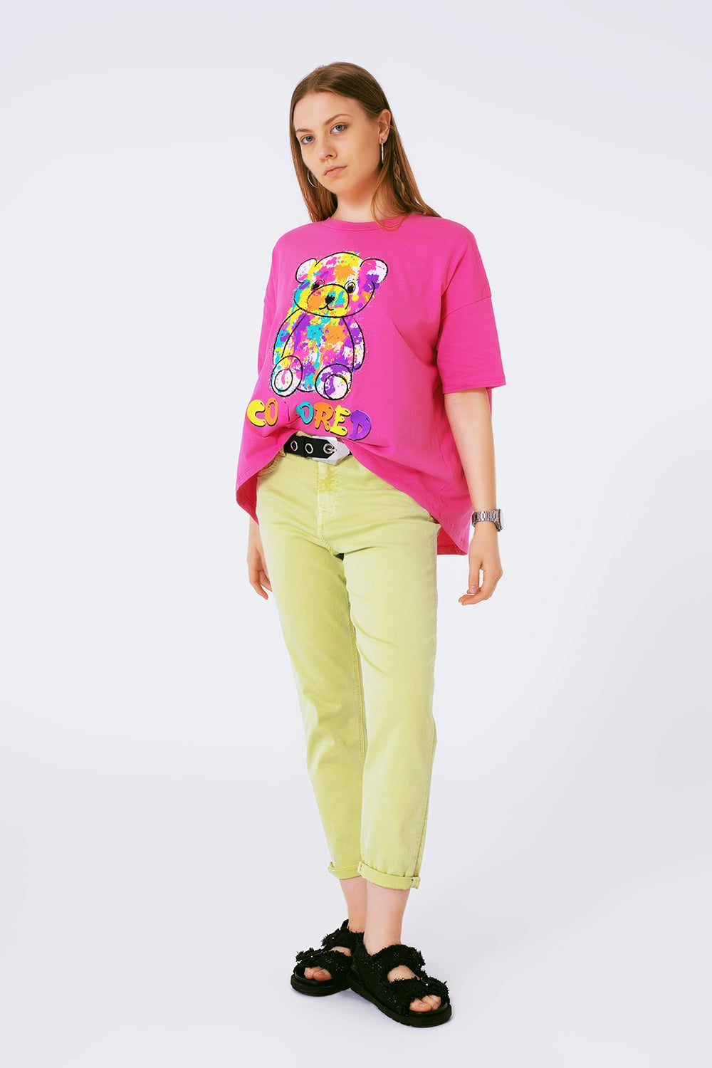 camiseta fuchsia folgada com urso colorido