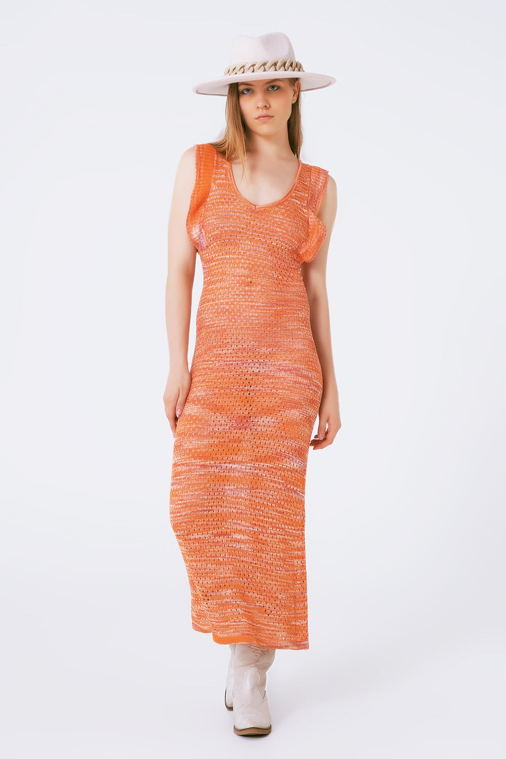 Vestido longo de tricô com babado no peito em laranja mesclado